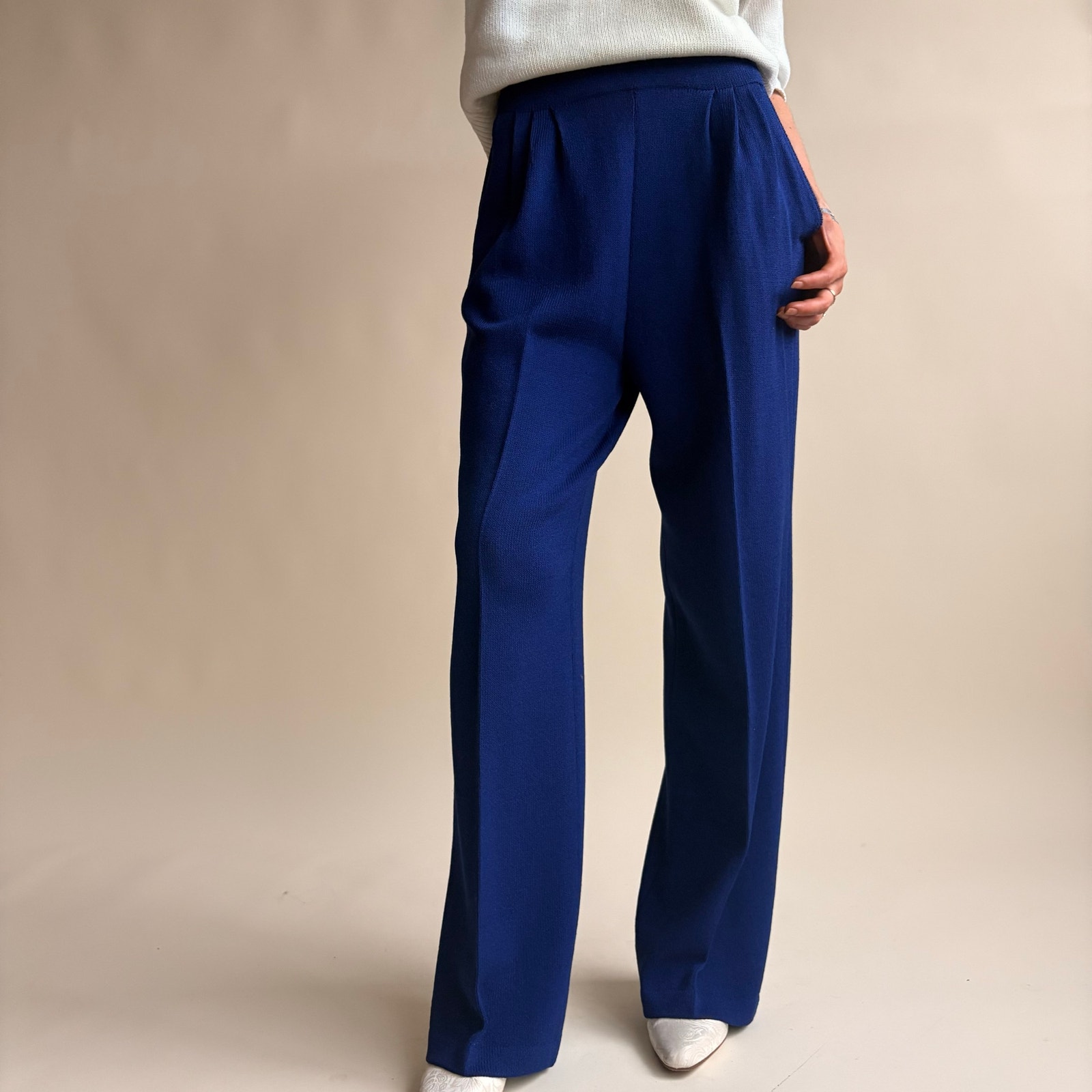 St. John Navy Blue Pleated Trousers - Santana Knit, High Waisted, Size 4